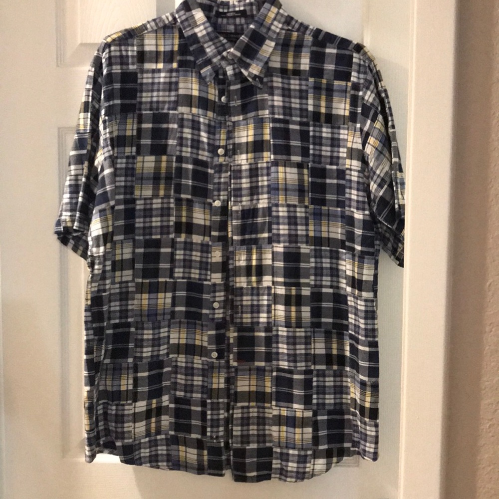Daniel Cremieux men’s button down shirt